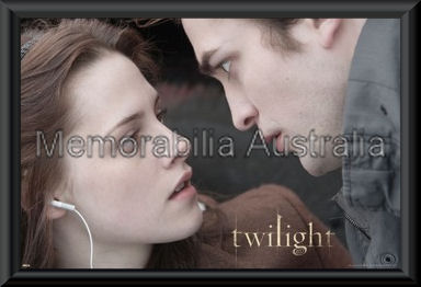 Ed And Bella Twilight Poster Framed