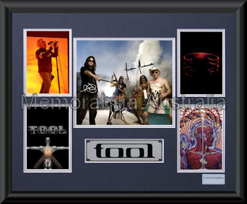 Tool LE Montage Mat Framed